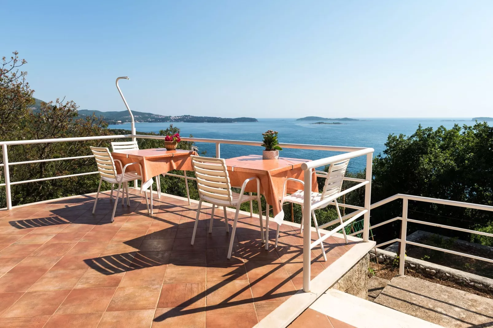 Villa Barbara - Studio with Terrace and Sea View (3 Adults)