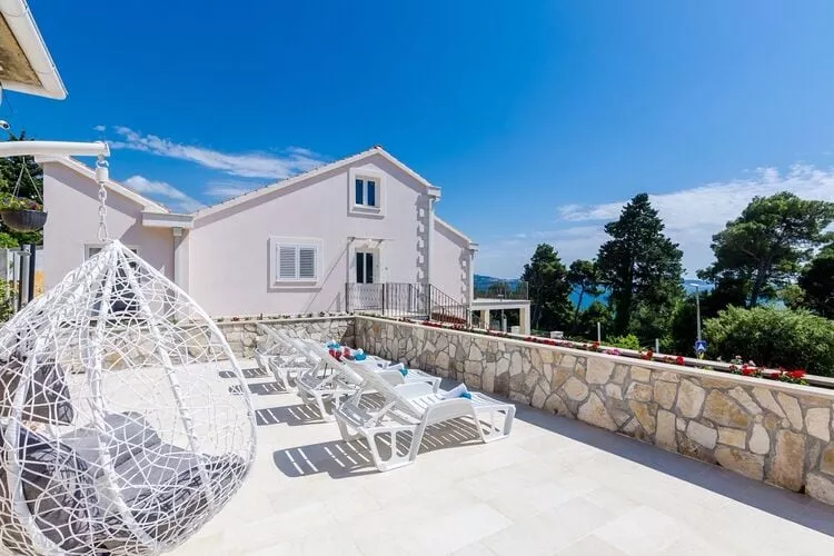 Holiday Home Lungo Mare - Three Bedroom Holiday Home with Terrace and Sea View-Terras