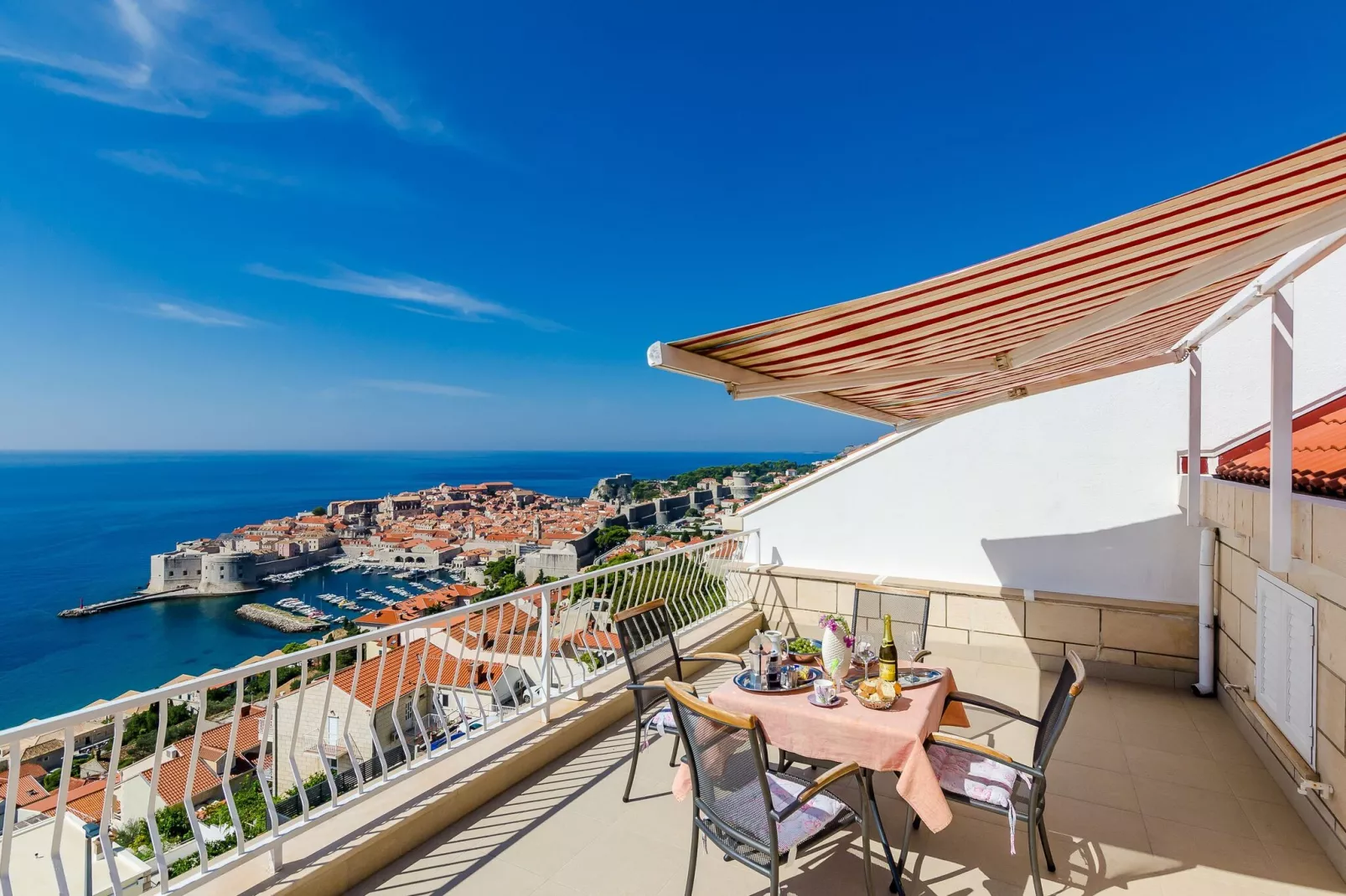 Apartments Cicko - One Bedroom Apartment with Terrace and Sea View (Attic)-Terras