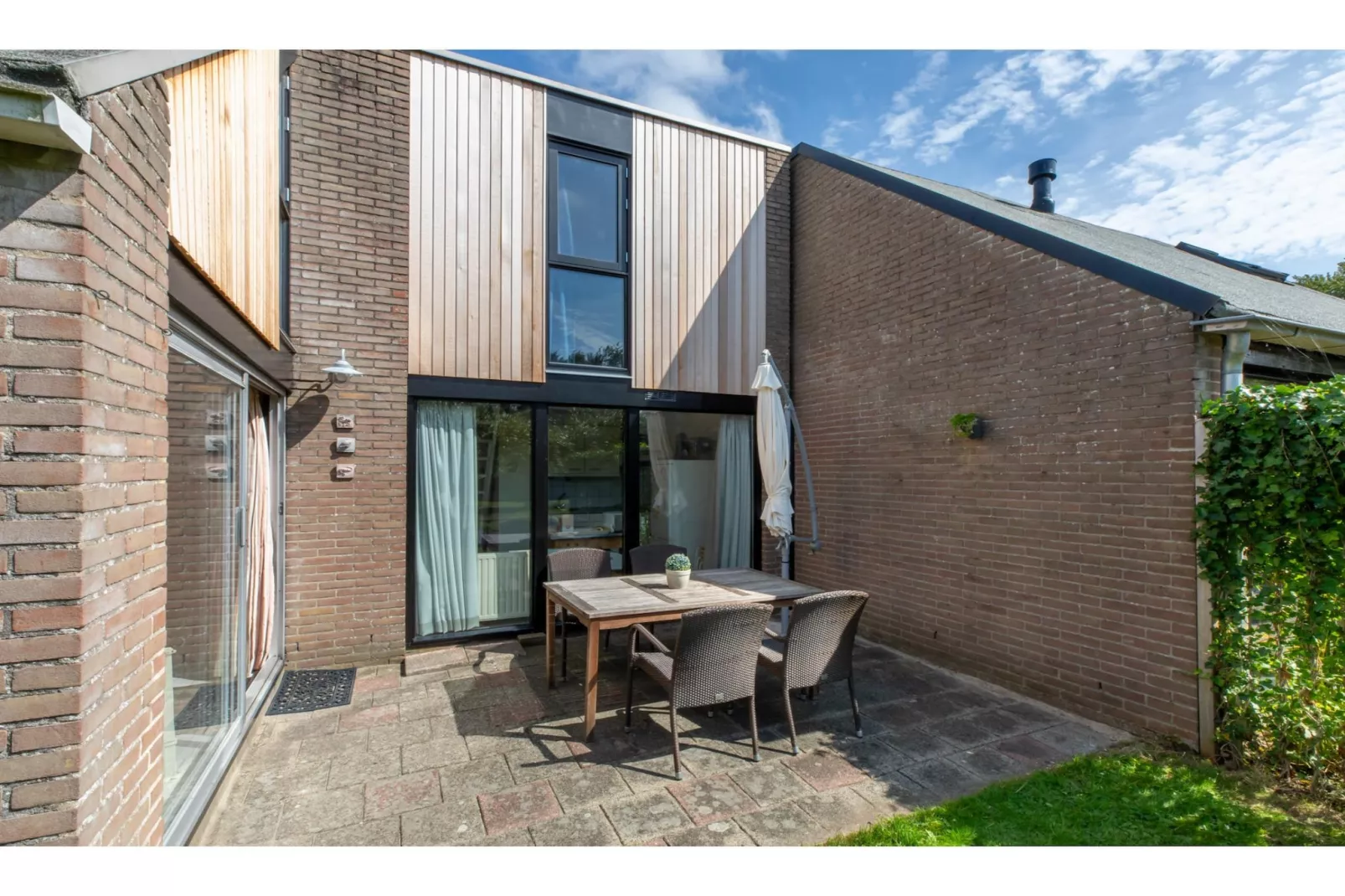 De Haaijmanweg 5  Burgh Haamstede 'Huisje 86'-Terrasbalkon