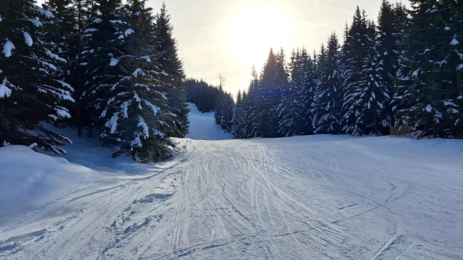 Grebenzen Lodge Edelweiss-Gebied winter 1km