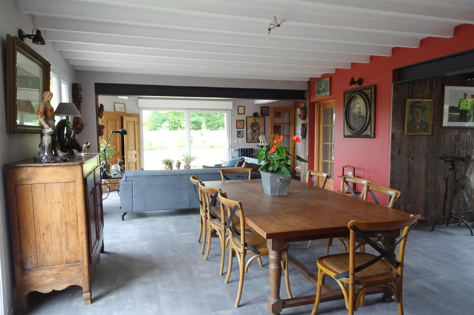 Holiday home in Canville la Rocque-Eetkamer