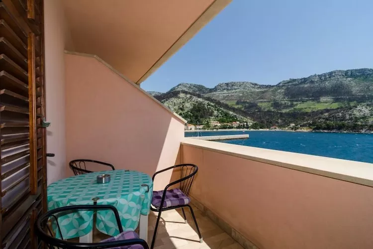 Apartments Bezek - Studio Apartment with Sea View 2 A-Terrasbalkon