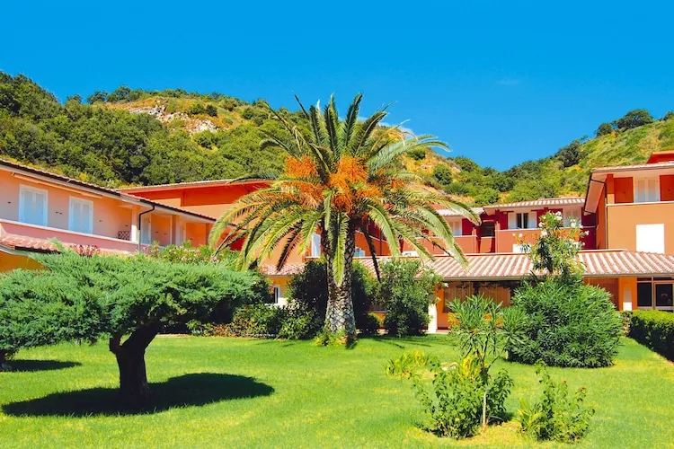 Holiday resort TH Ortano Mare Village & Residence Rio Marina-Bilo 4-Le Ville -piano terra-Tuinen zomer