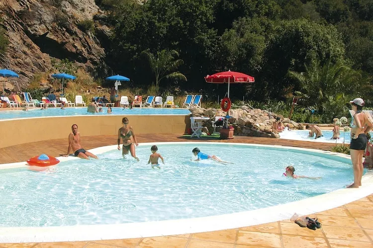 Holiday resort TH Ortano Mare Village & Residence Rio Marina-Bilo 4-Le Ville -piano terra-Zwembad