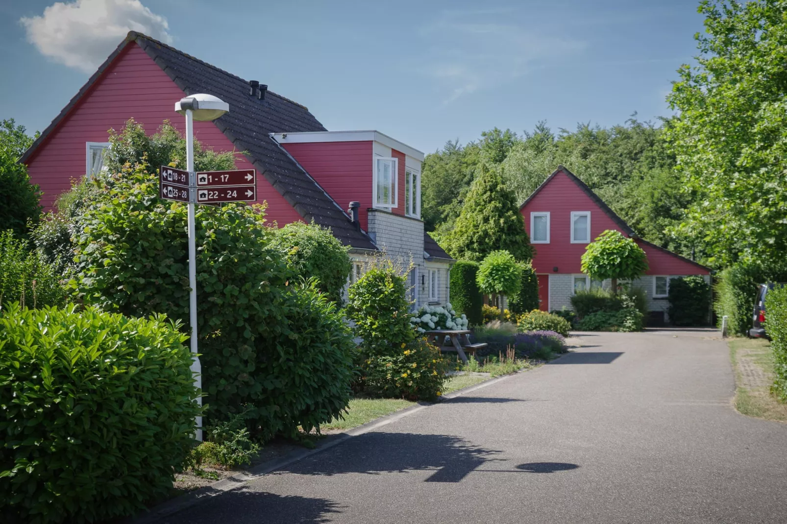 Villapark De Oesterbaai 137-Buitenkant zomer