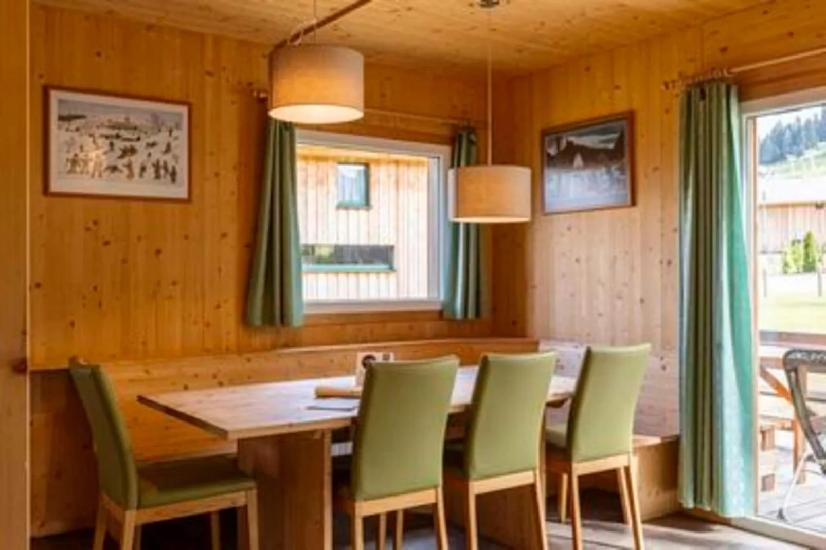 Kreischberg Chalets 53-Eetkamer