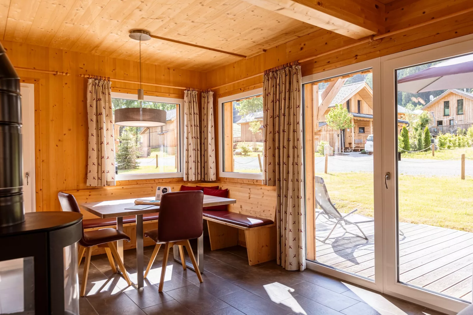 Kreischberg Chalets 51a-Eetkamer