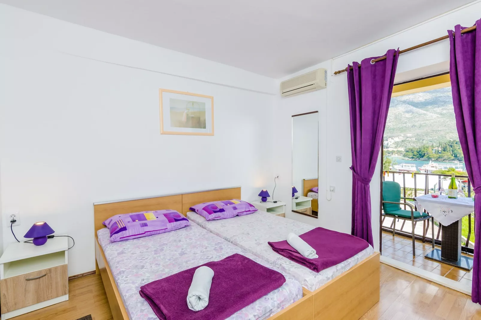 Apartments & Rooms Mihajica- Double or Twin Room with Balcony and Sea View