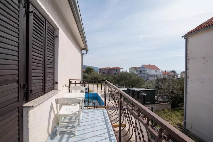 Apartments Fidelis - One Bedroom Apartment with Terrace and Garden View(1)-Terras