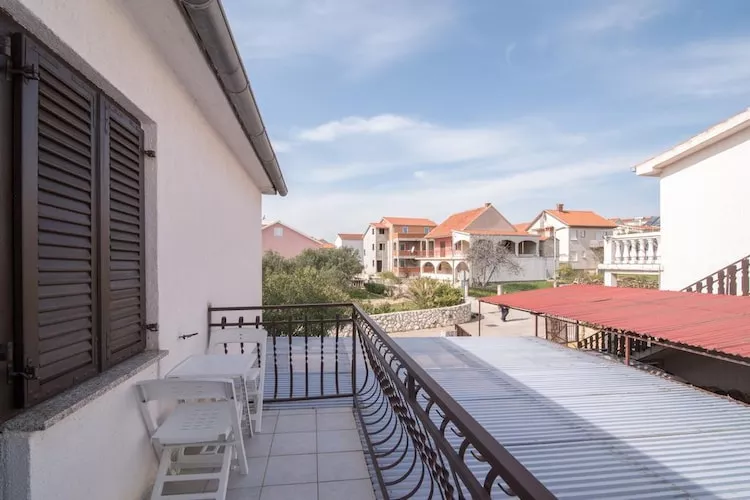 Apartments Fidelis - One Bedroom Apartment with Terrace and Garden View(1)-Terras