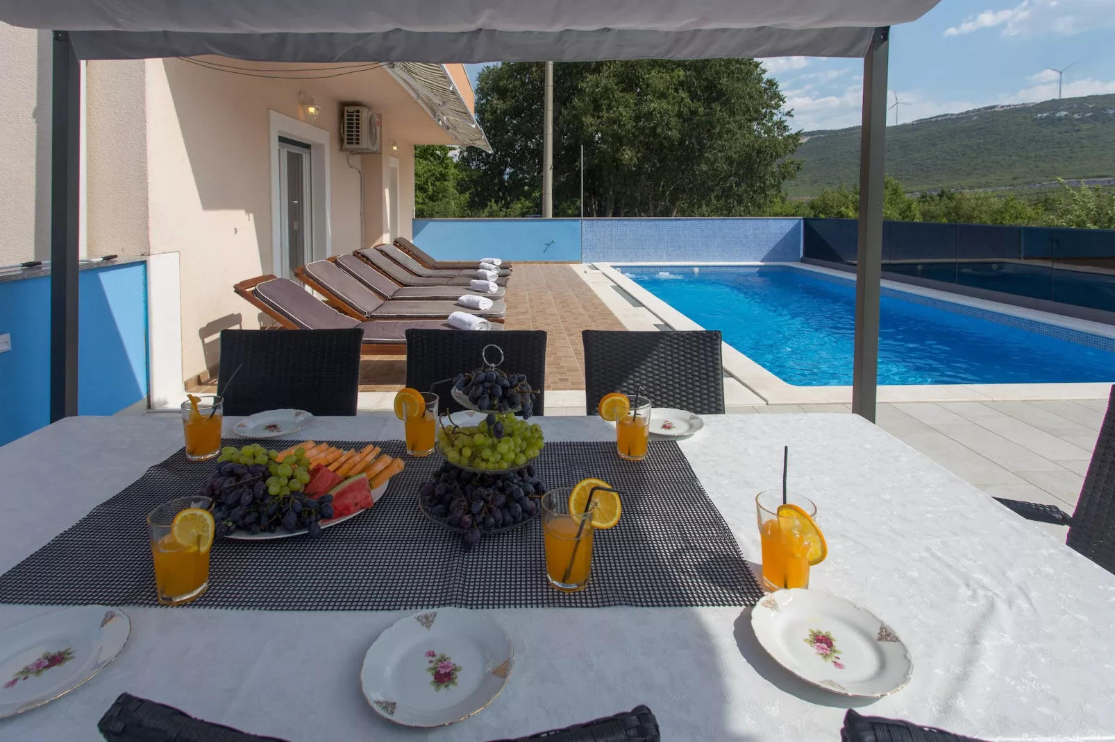 Villa Tomic - Four-Bedroom Villa with Private Pool-Terras