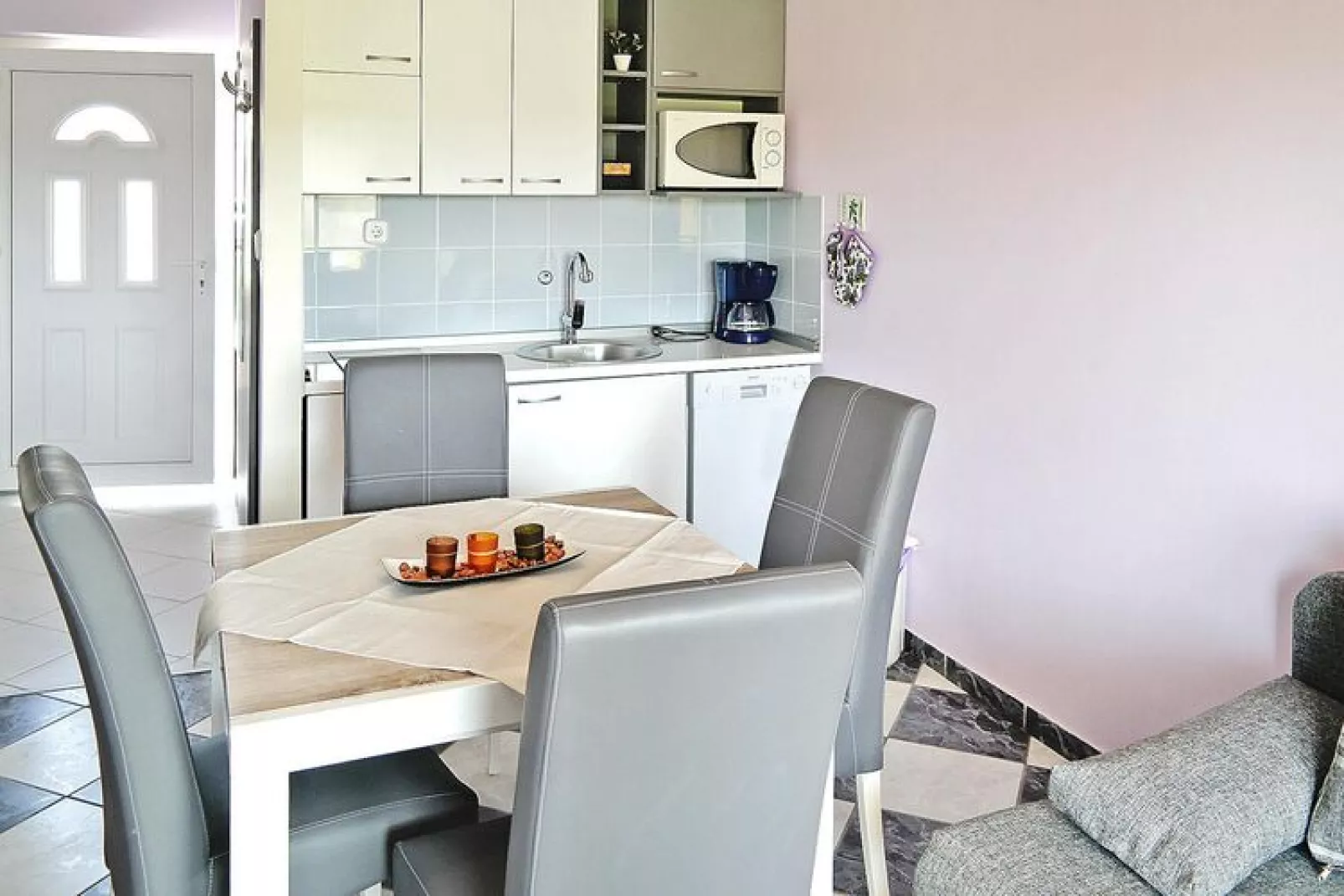 Apartments Lug Privlaka-A4 ca 40 qm with max 4 persons-Keuken