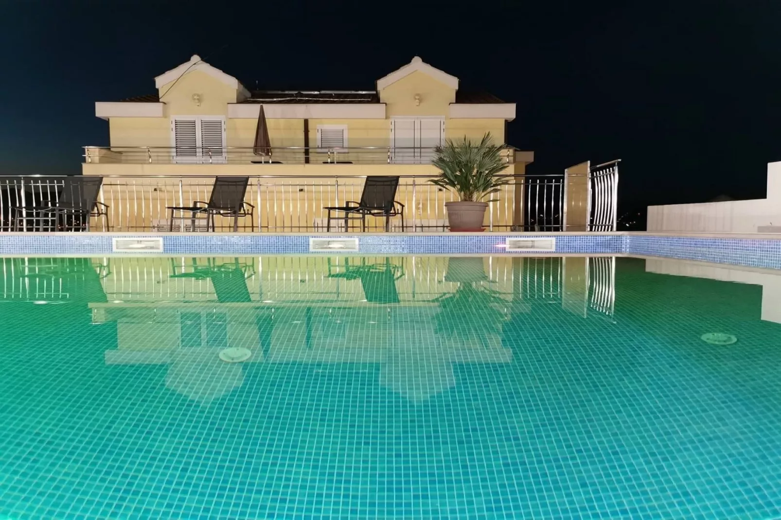 Apartments Villa Moonlight - Standard Two Bedroom Apartment with Large Terrace (Jenny)