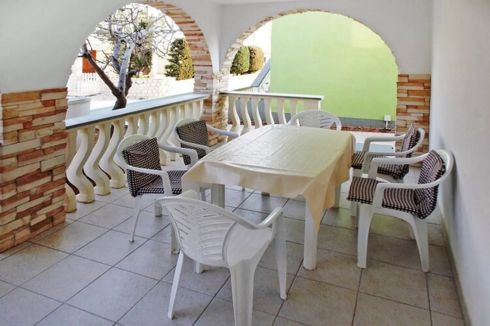 Fortune apartments, Vir-A2+1-Terras