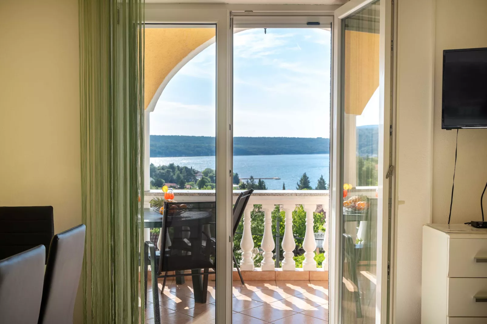 Apartments Milic - One Bedroom Apartment  with Terrace and Sea View C-Uitzicht