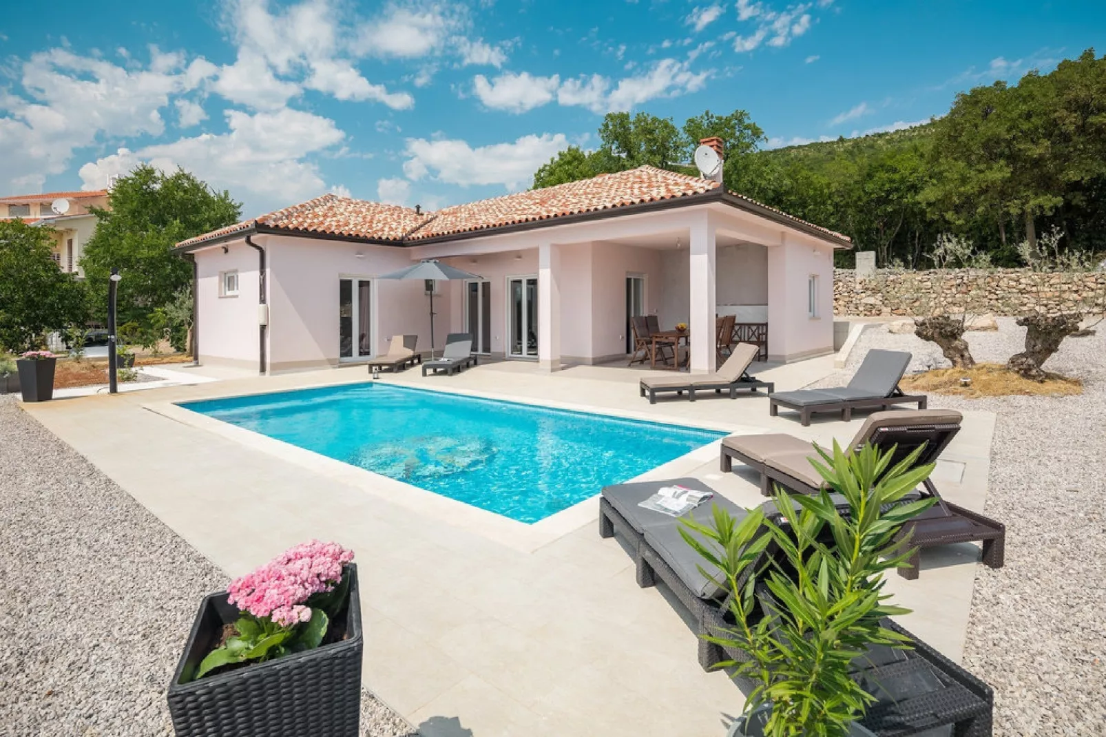 Villa Tomicich - Three Bedroom Villa with Swimming Pool-Buitenlucht