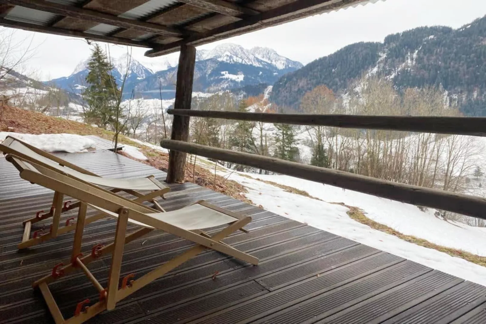 Alps Chalet for Big Group with Sauna & Yoga Terrace-Terrasbalkon