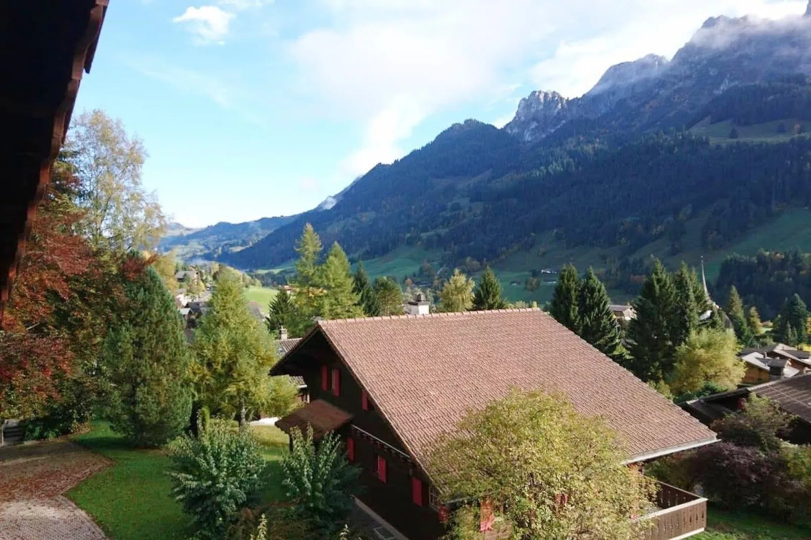 Cute Chalet with Breathtaking Views-Uitzicht zomer