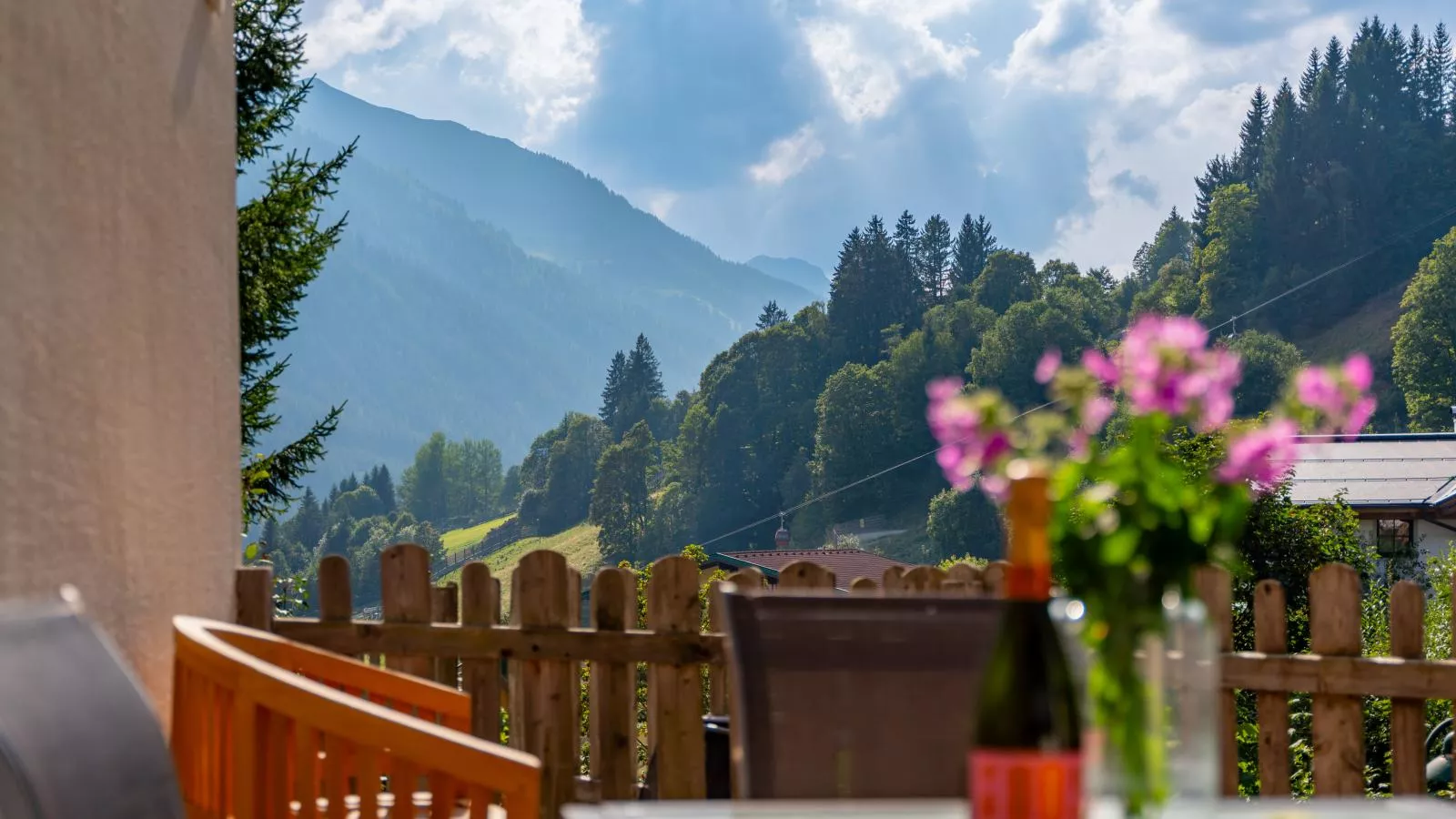 Hasenbach Ski in - Ski Out-Terrasbalkon