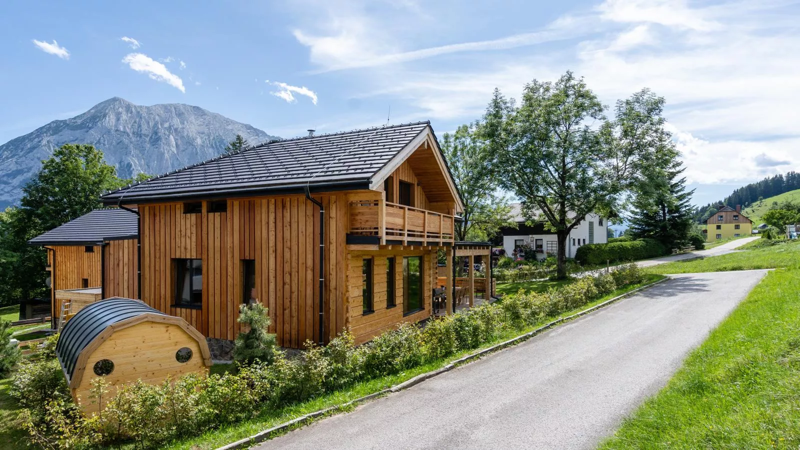 Holzchalet Tauplitz-Buitenkant zomer