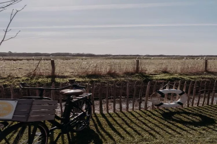 Juttershut Duynpark - Callantsoog-Uitzicht zomer