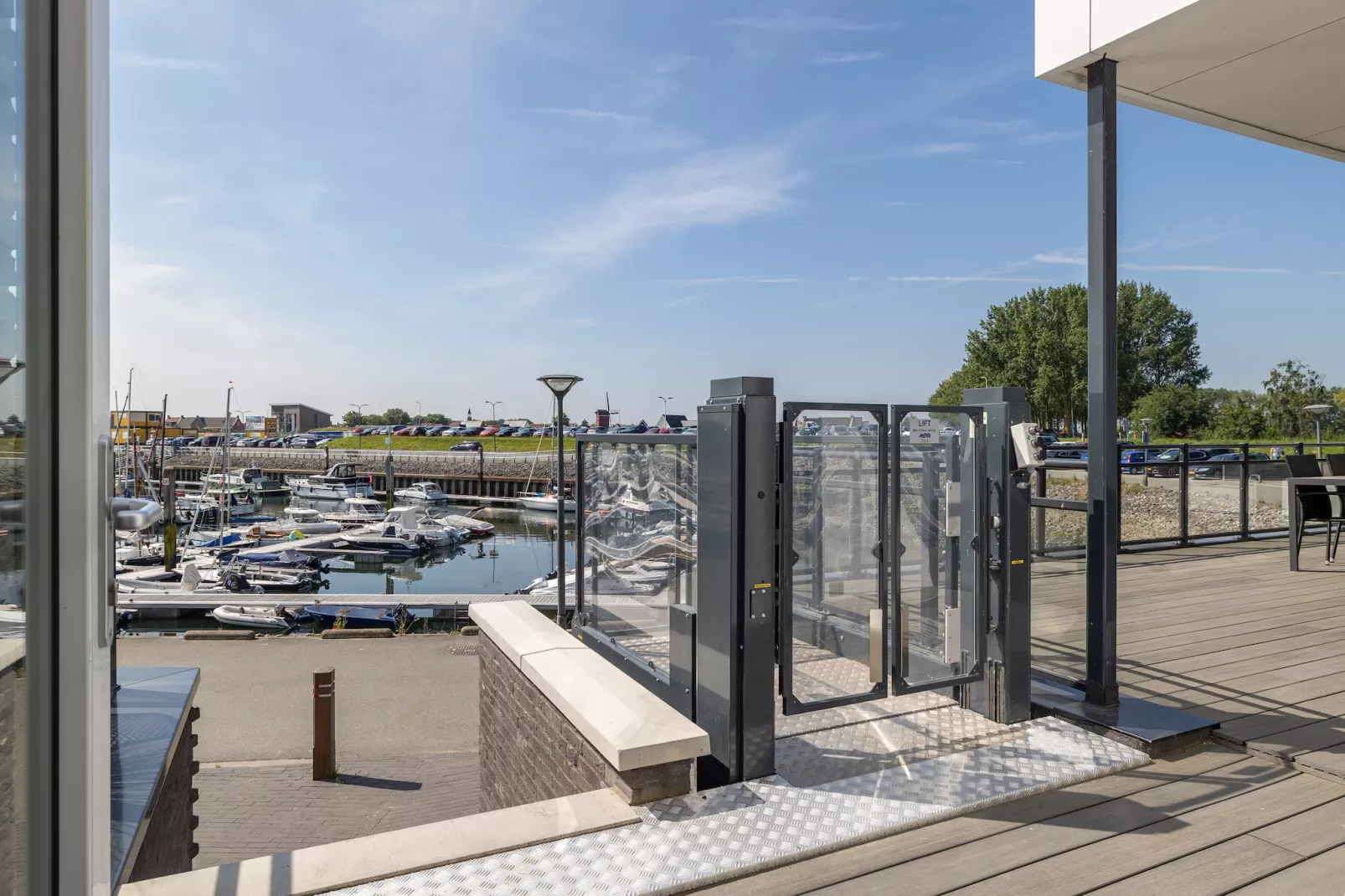 Luxe appartement Vista Maris 'Laguna Beach House' - Havenweg 8-32  Sint-Annaland Oosterschelde-Sfeer