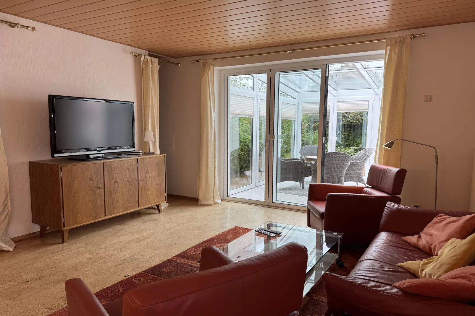 Ferienbungalow in Dornumersiel-Woonkamer