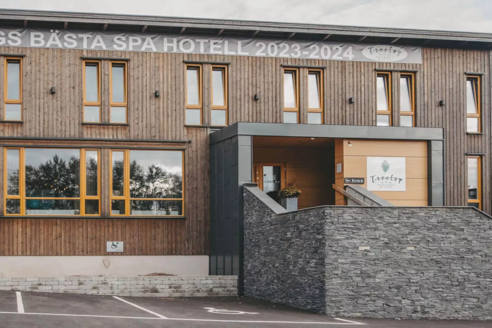 4-sterrenkamer met gratis ontbijt en bubbelbad-Buitenlucht