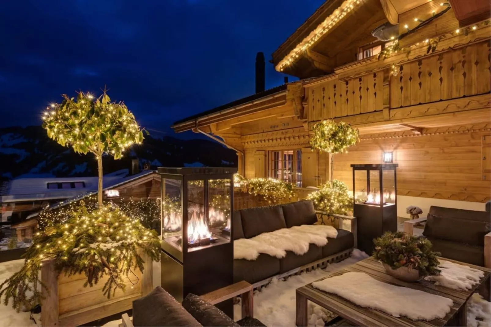 Private Pool & Spa Chalet with Stunning Views