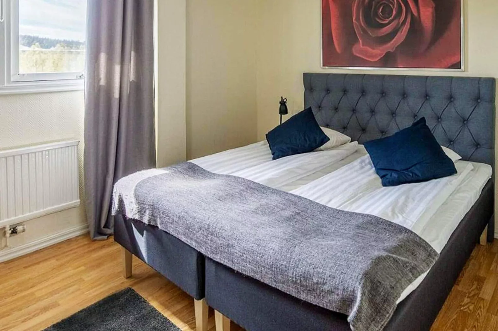 Kamer in een hotel met gratis ontbijt-Binnen