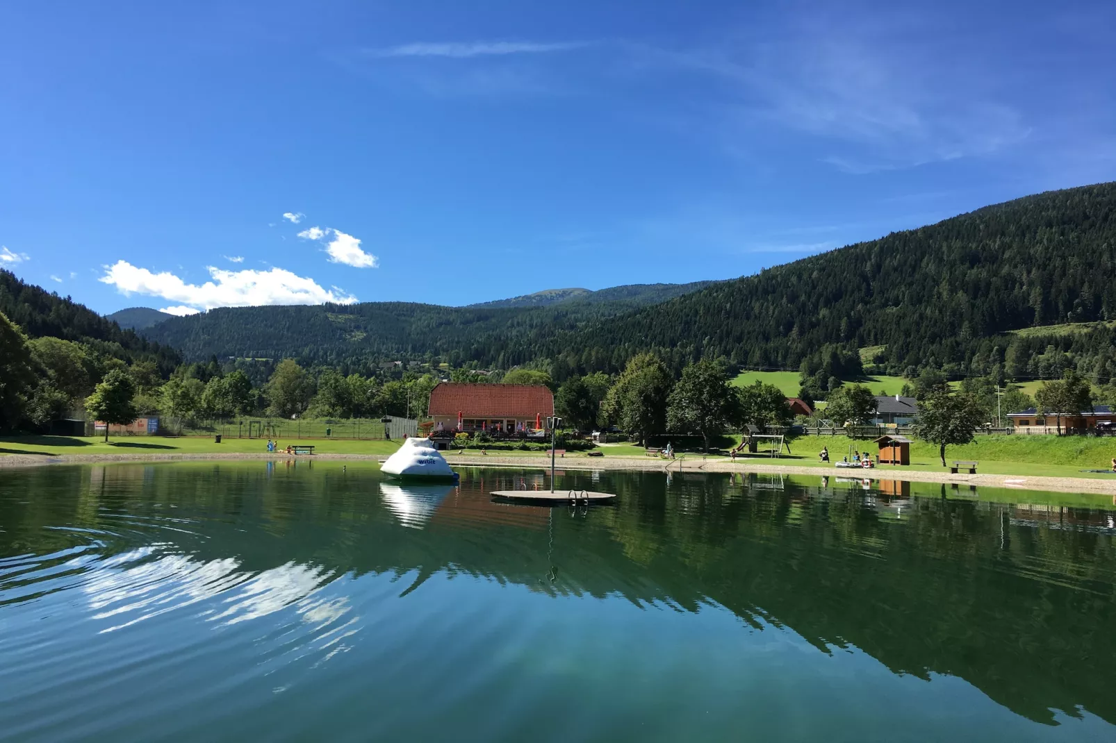 Almdorf Stadl 140-Parkfaciliteiten