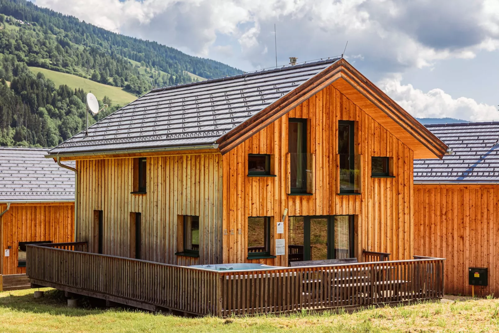 Kreischberg Chalets 31a-Buitenkant zomer