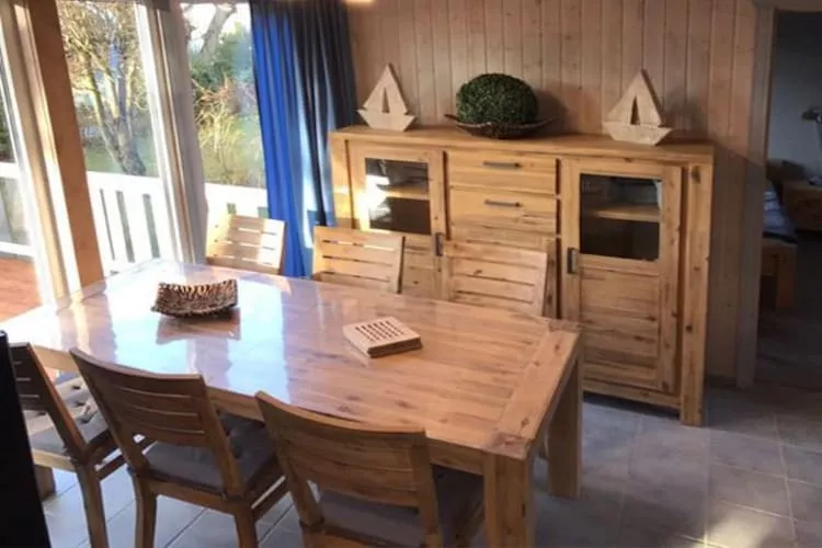 FH Wildgans Comfort mit Sauna & Kaminofen 81 qm 77-Eetkamer