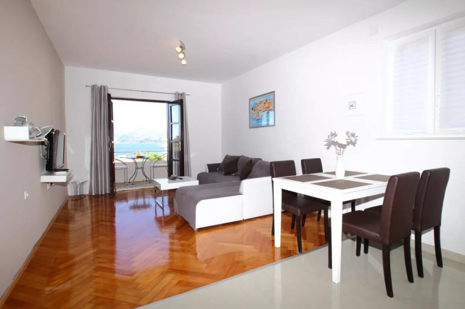 Apartments Dubreta - Superior Two Bedroom Apartment with Balcony (2nd Floor)