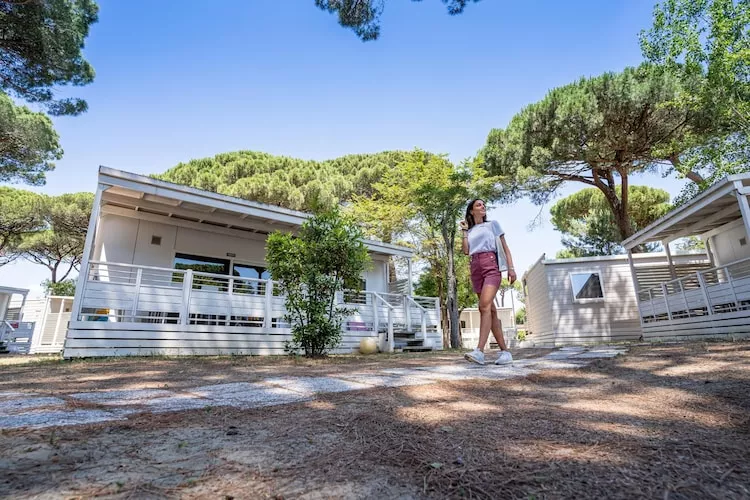 Marina Family Village Punta Marina Terme Ravenna - Lodge Comfort Dog-Tuinen zomer