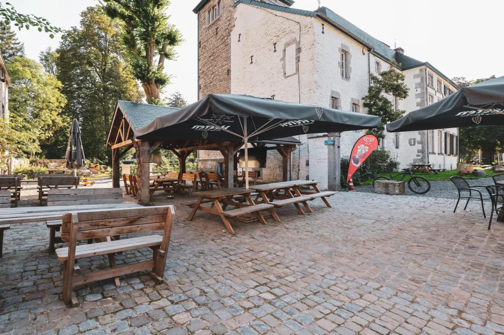 Studio voor twee Domaine Château Dieupart-Terrasbalkon