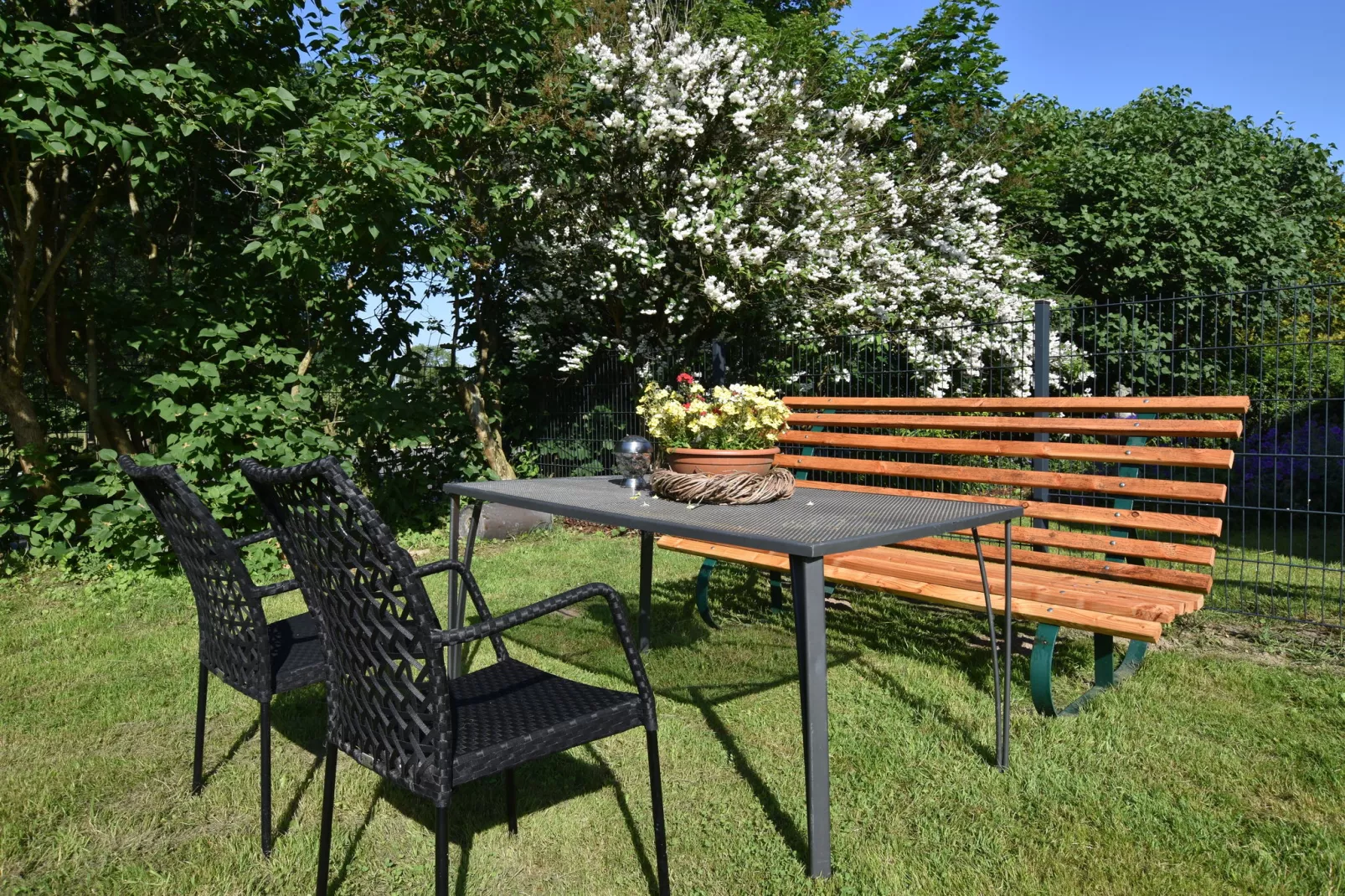 Urlaub im Landhaus an der Ostsee mit Garten-Terrasbalkon