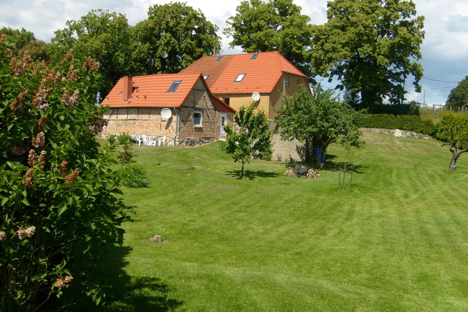 Platz im Grünen 2-Tuinen zomer