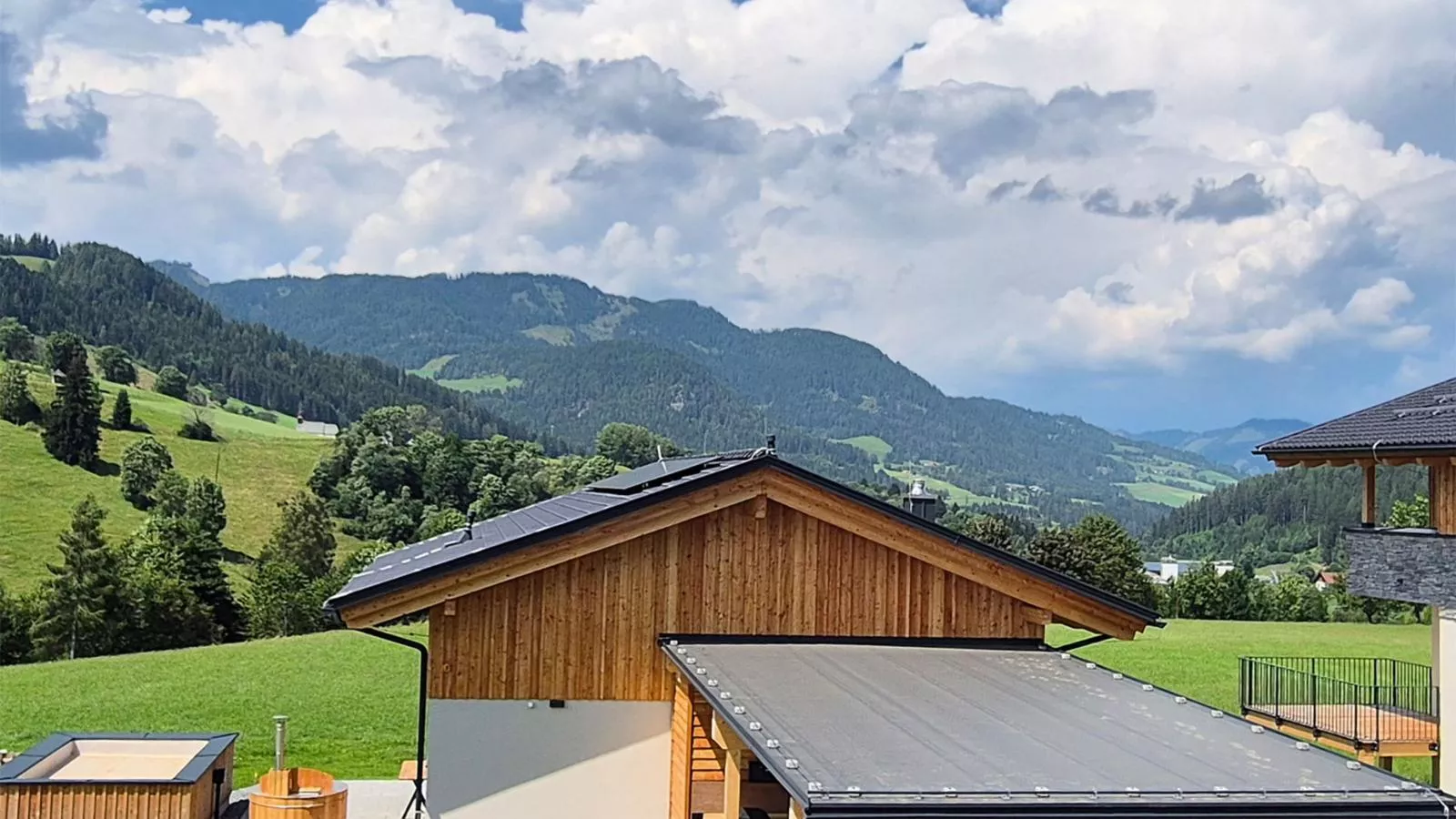 Almchalet Alpenglück-Uitzicht zomer