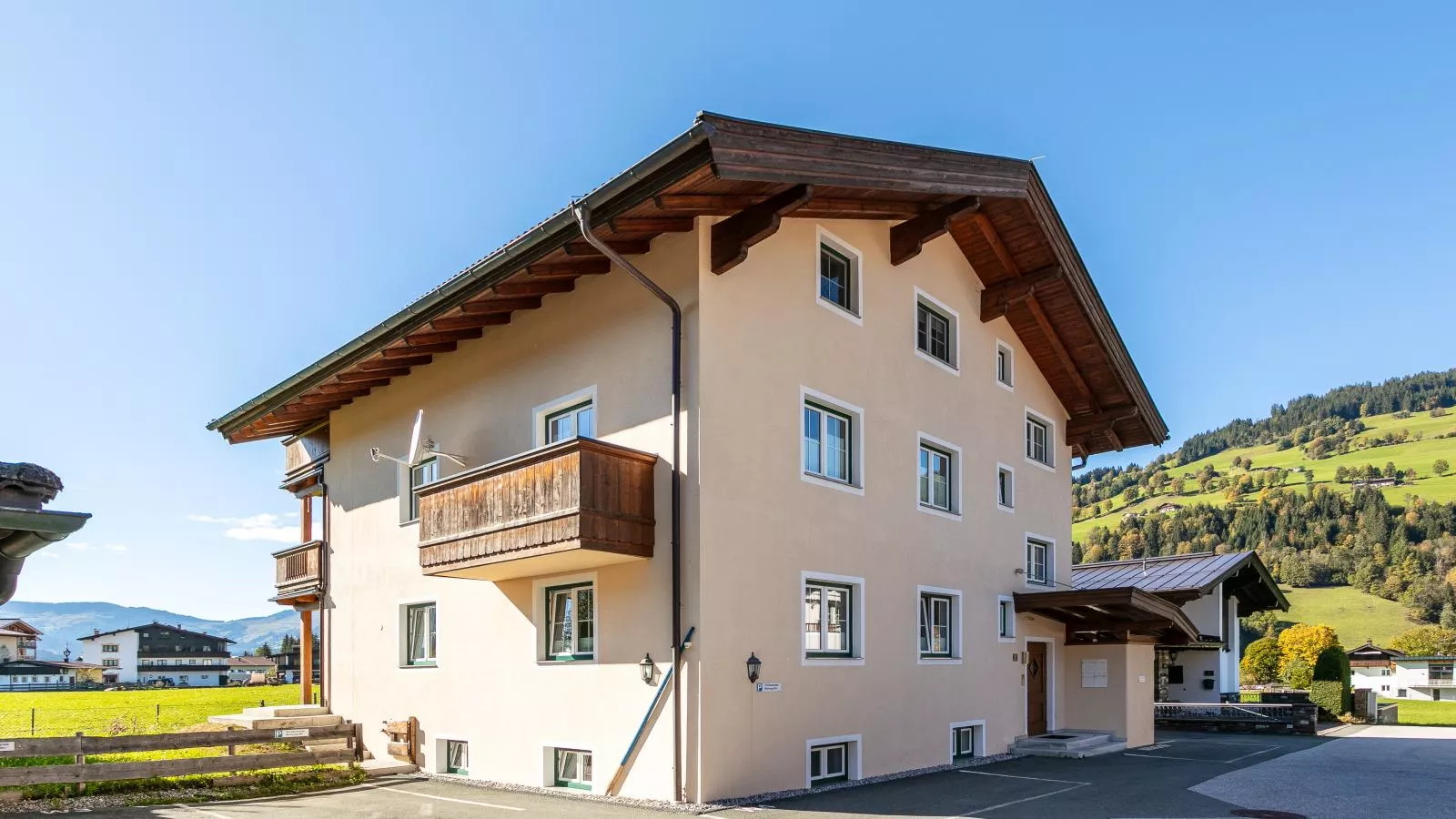 Penthouse Westendorf TOP 4-Buitenkant zomer