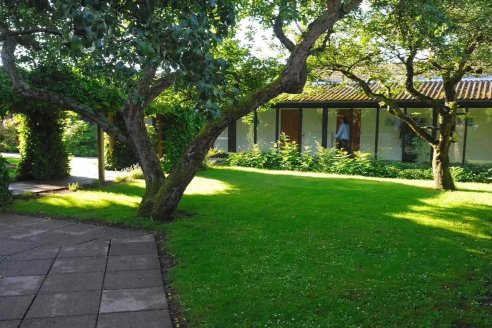 Vakantiehuis met rustgevende tuin-Buitenlucht