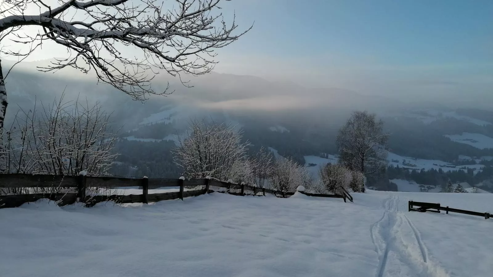 Hütte zum Dillental-Uitzicht winter