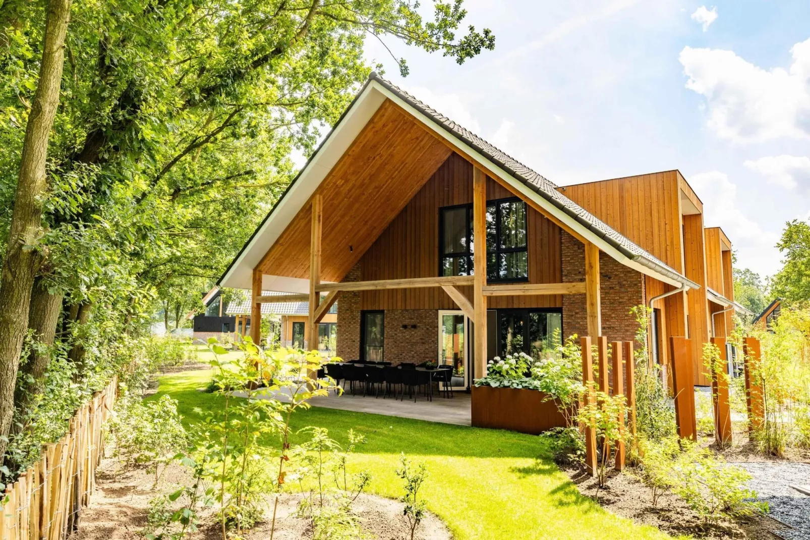 Veluwe Villa Wellness-Buitenkant zomer