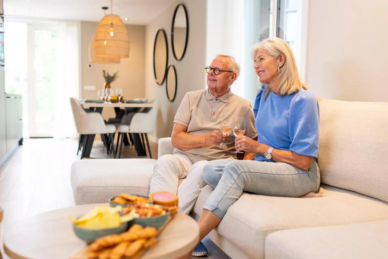 Bos Villa met Hottub  6 personen-Woonkamer