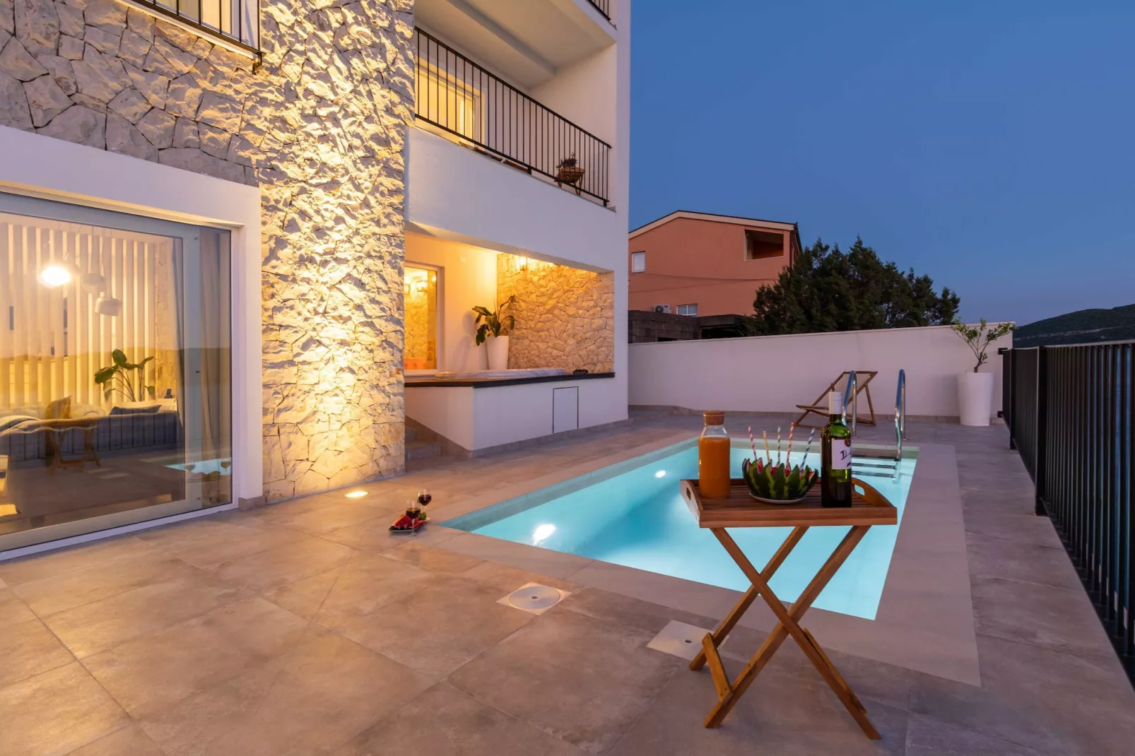 Villa Simpleza - Six Bedroom Villa with Private Pool and Jacuzzi-Zwembad