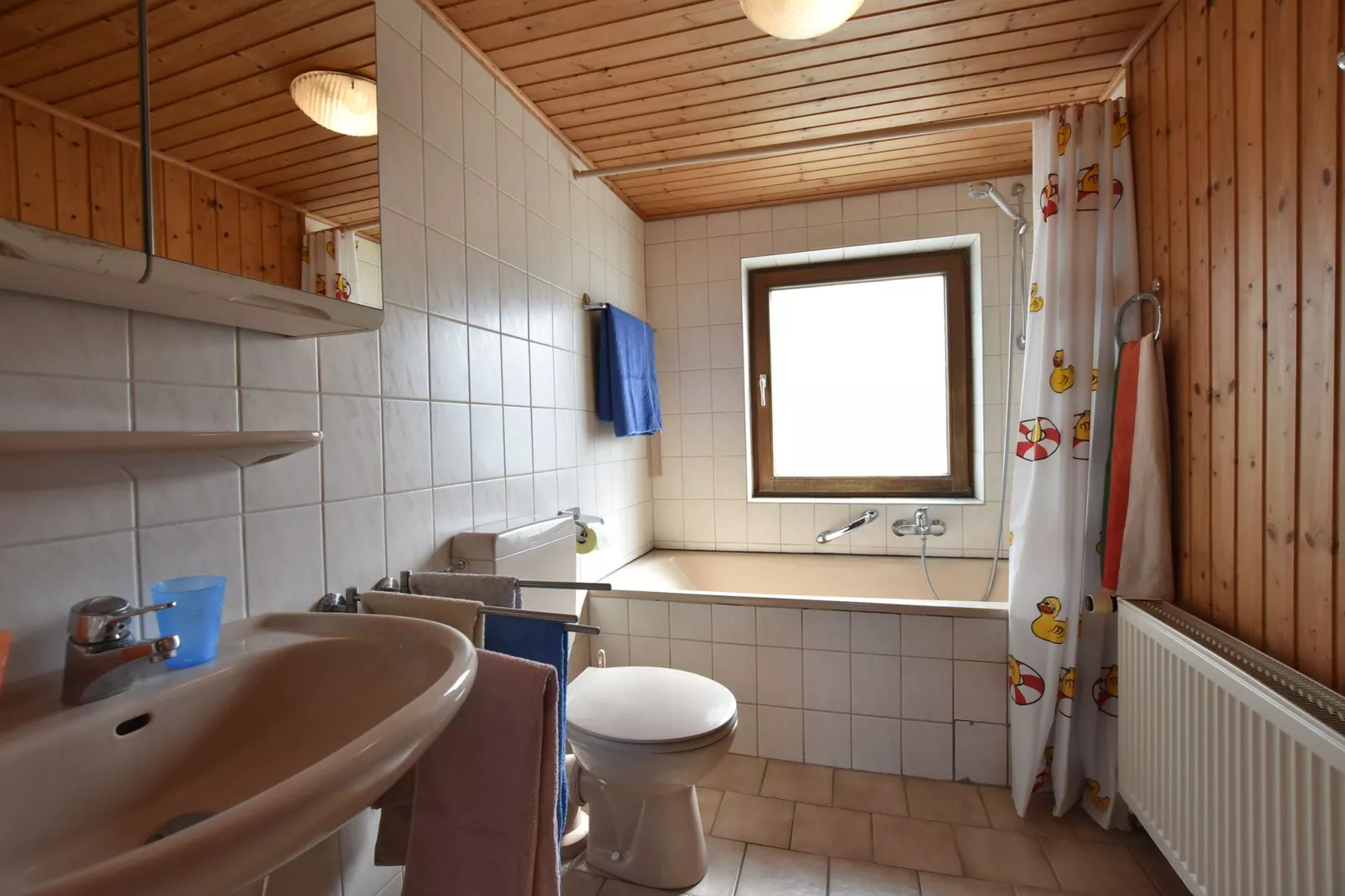 Pugholz - Ferienwohnung Littla-Badkamer