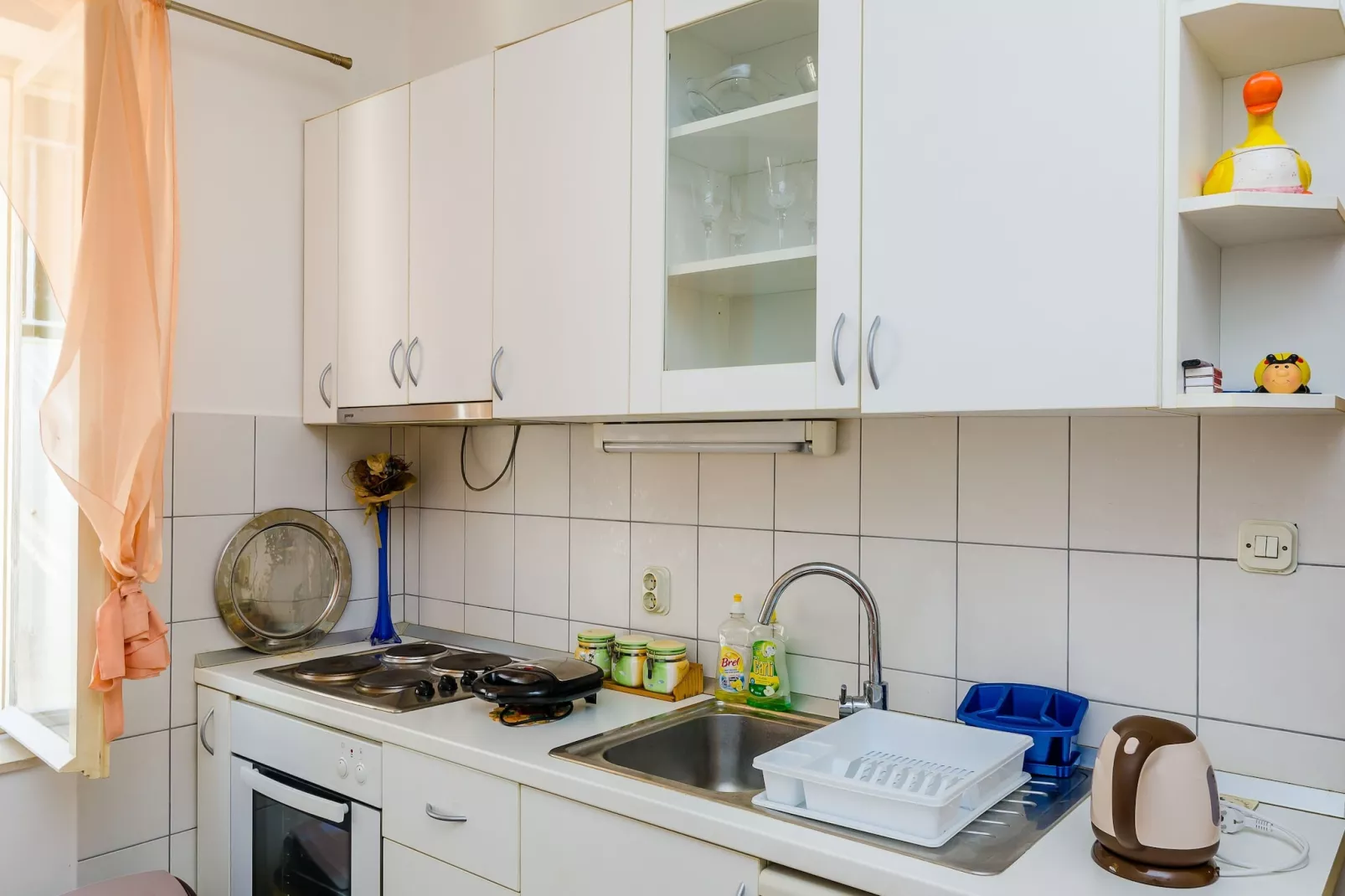 Apartments Cicko - Studio Apartment with Sea and  City View-Keuken