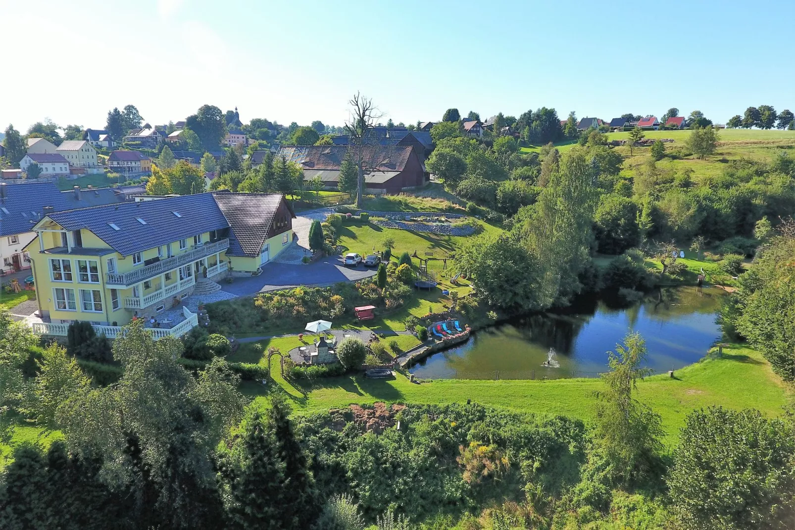 Naturlounge 13-Buitenkant zomer