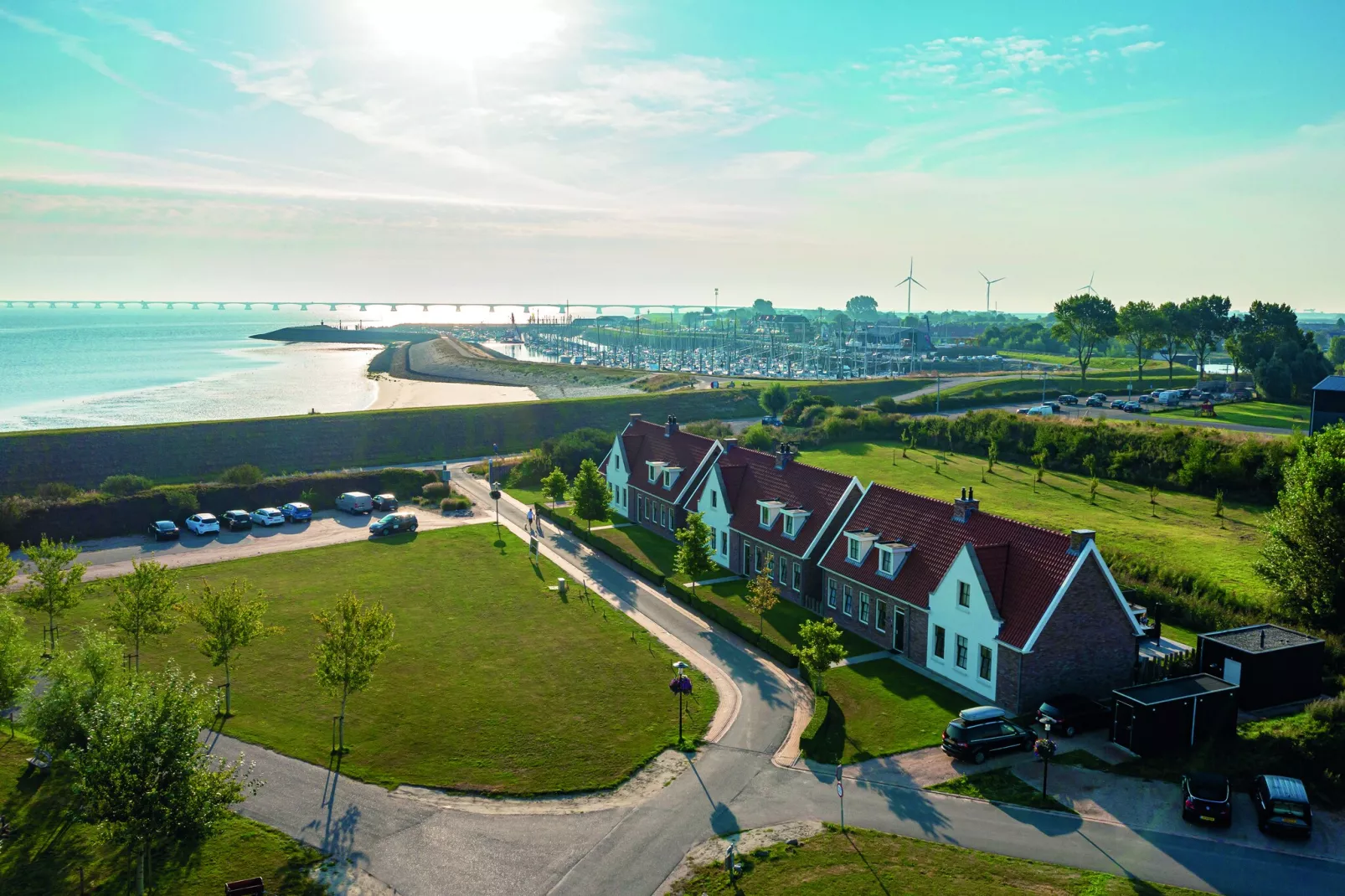 Luxe Beveland met Zwembad-Gebieden zomer 1km